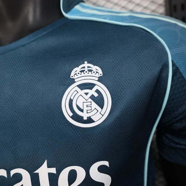 Real Madrid Maillot 2025 2026 - Survêtements Real Madrid | maillotdefootpersonnalise